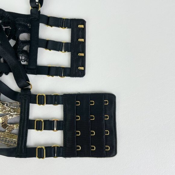 NWOT Victoria's Secret Bra 32C Unlined Balconet Strappy Banded Black Gold Floral - Picture 5 of 7